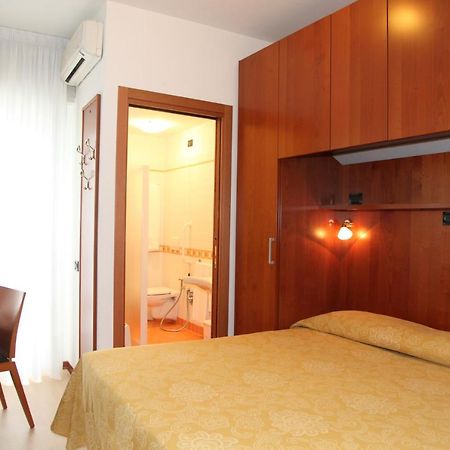 Hotel Gran Venere Beach 3 Superior Bibione Exterior foto