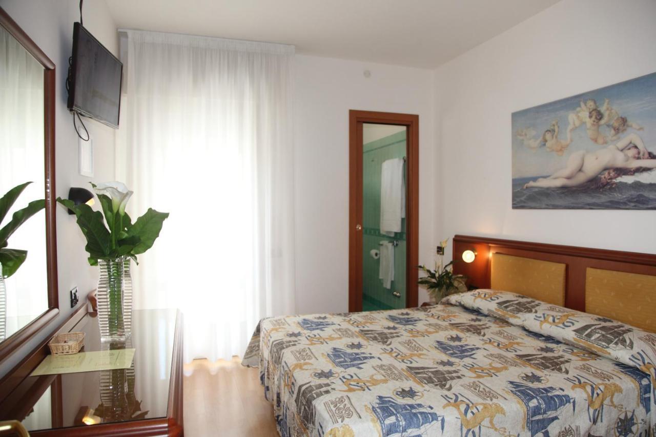 Hotel Gran Venere Beach 3 Superior Bibione Exterior foto