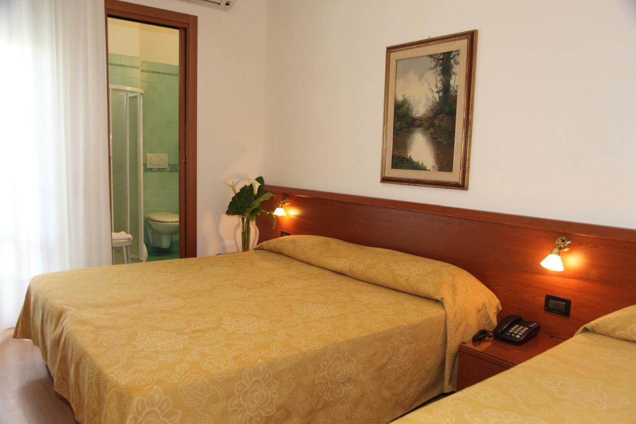 Hotel Gran Venere Beach 3 Superior Bibione Exterior foto