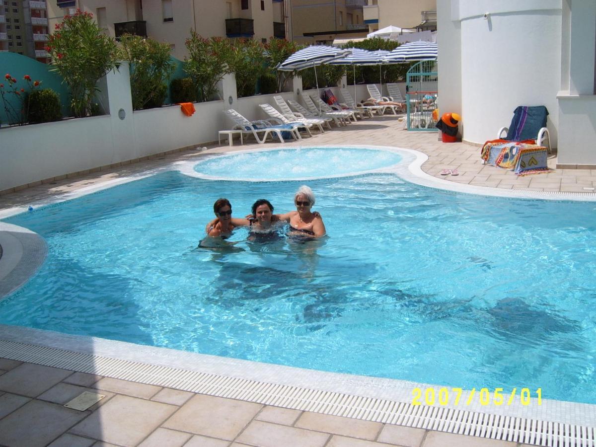 Hotel Gran Venere Beach 3 Superior Bibione Exterior foto