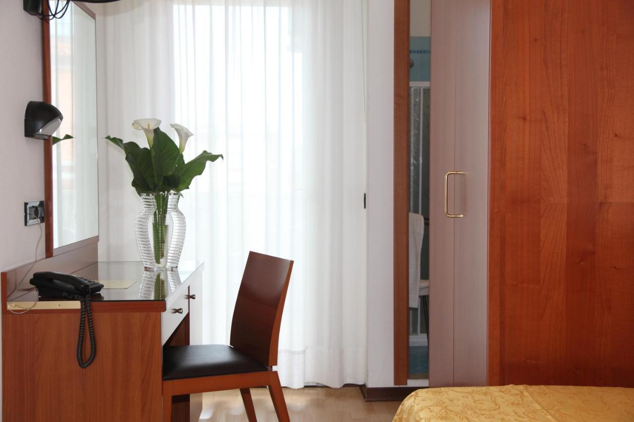 Hotel Gran Venere Beach 3 Superior Bibione Exterior foto